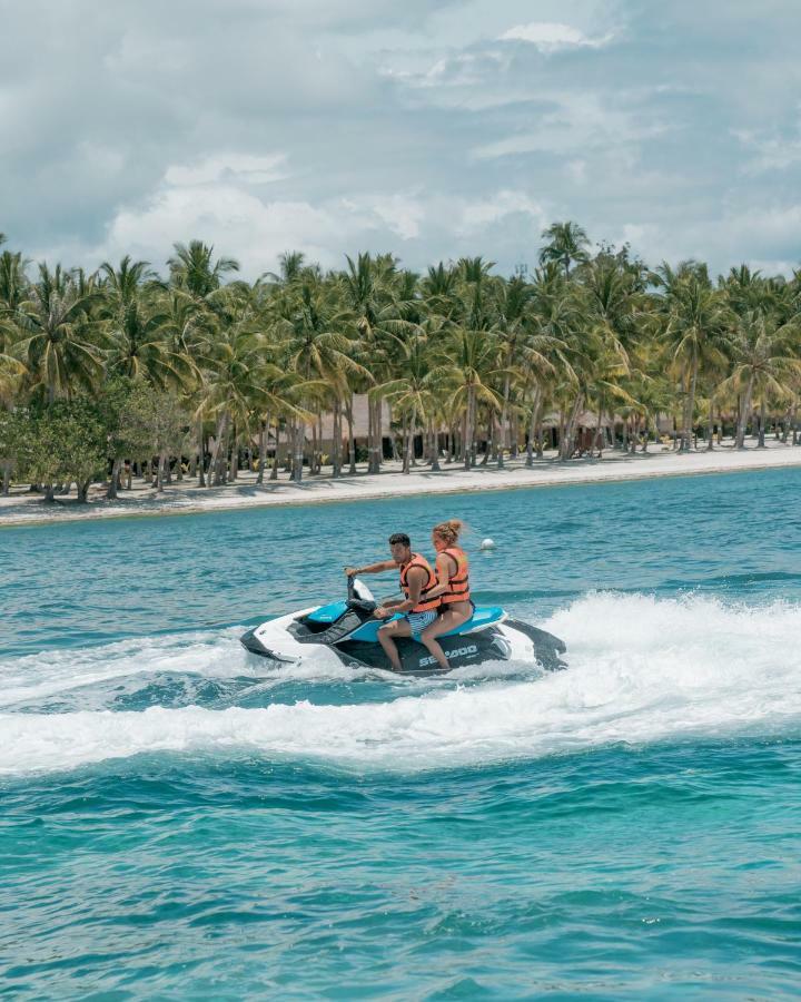 Oceanica Resort Panglao, Bohol מראה חיצוני תמונה Jet skiing in Cancun, Mexico
