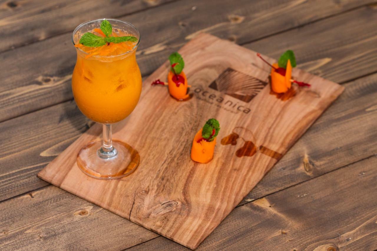 Oceanica Resort Panglao, Bohol מראה חיצוני תמונה A mango lassi